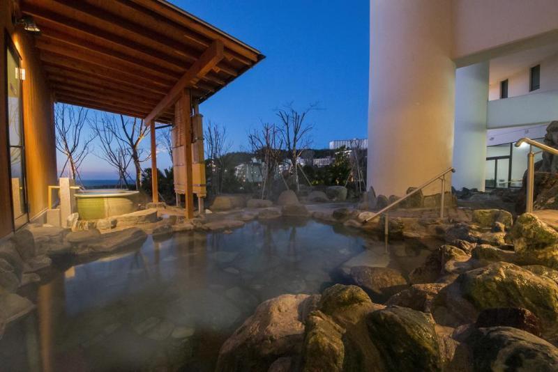 Hotel Katara Resort & Spa Хигашиизу Екстериор снимка